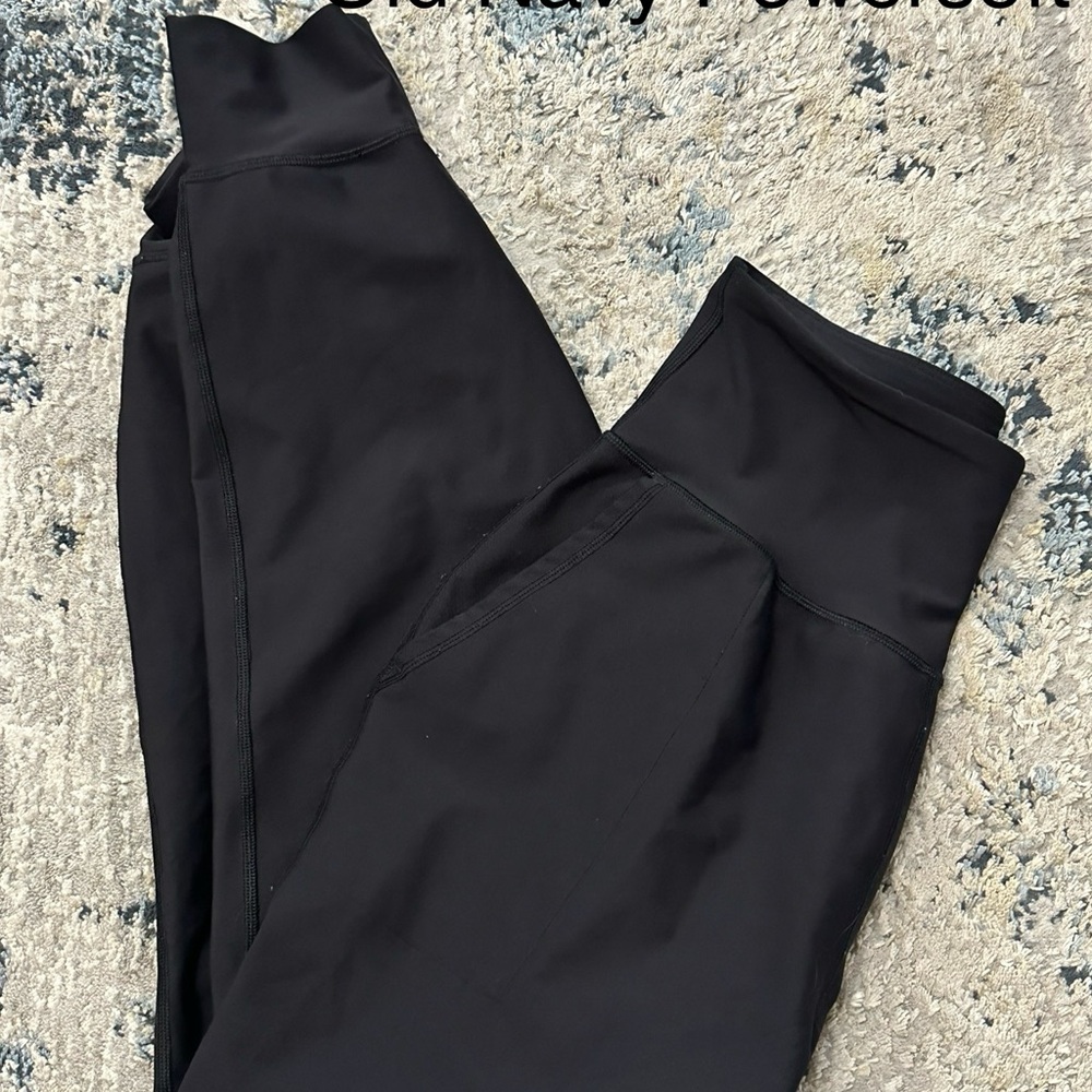 Old Navy Women's Powersoft Jogger